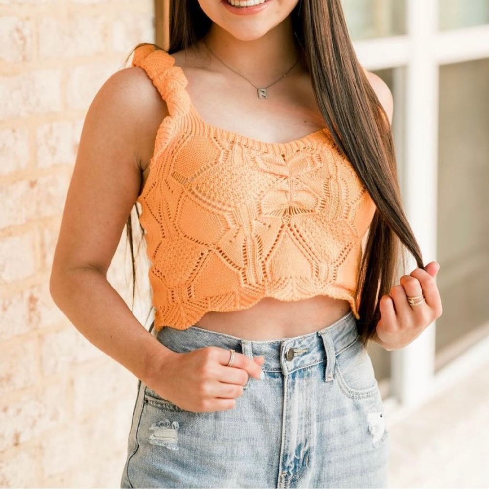 Summer top, new with tags, crochet look cotton, slightly cropped